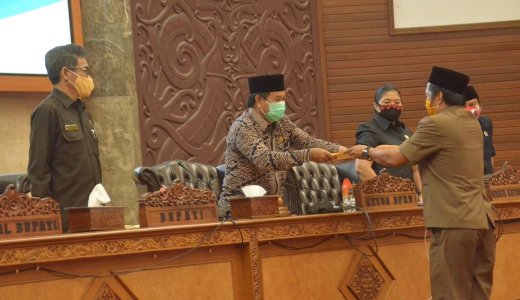 Pemandangan Umum Fraksi Terhadap Raperda Tentang Perubahan APBD Tahun Anggaran 2020